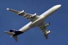 Lufthansa Airbus A340-300